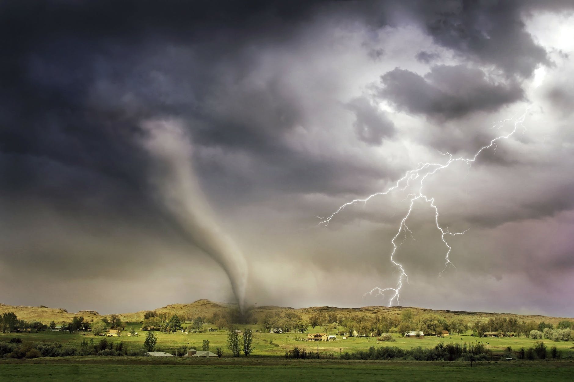 Attend Free Weather Spotter Class Tonight at Milbank Fire Hall The