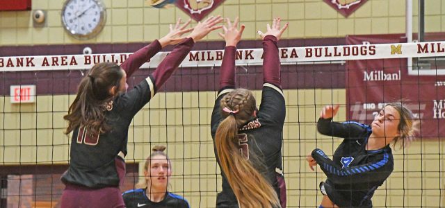 Volleyball Teams Fight Florence-Henry