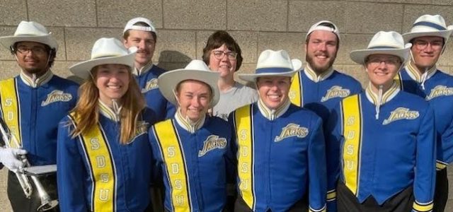 MHS Alumni to March in Macy’s Thanksgiving Day Parade