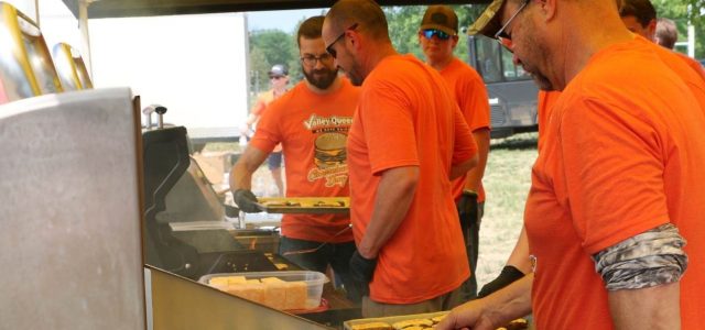 Over 2,500 Burgers Served at Annual VQ Cheeseburger Day