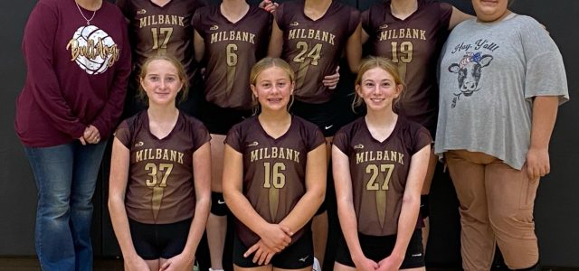 Milbank 7th-Grade Volleyball Team Wins First in Silver at Morris Tourney