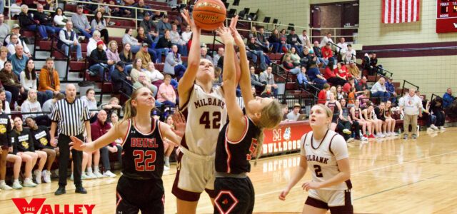 Lady Bulldogs Cap Off Cardinals Game With a Win