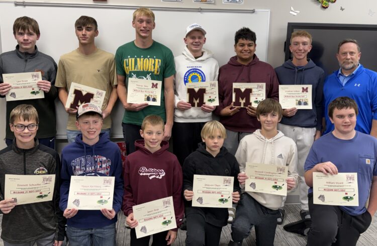 Sixteen Bulldogs Earn Letters in Golf