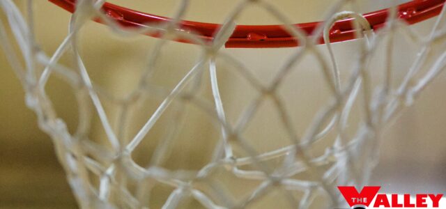 Bulldogs Charged Up for Hoops Tonight in Clear Lake