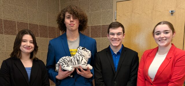Milbank Debaters Prepare for National-Qualifying Tournament