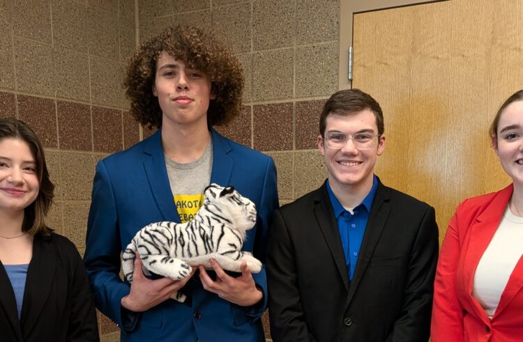 Milbank Debaters Prepare for National-Qualifying Tournament