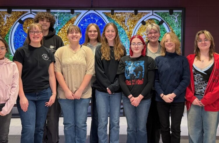 Caitlyn Frerichs Wins First at Regions Art Wars