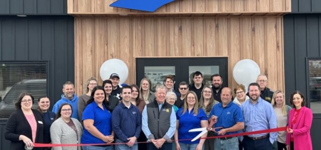 Ribbon Cutting Held at Frandsen Bank and Trust in Milbank