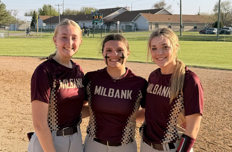 Lady Bulldogs Hit a Hot Streak on Senior Night
