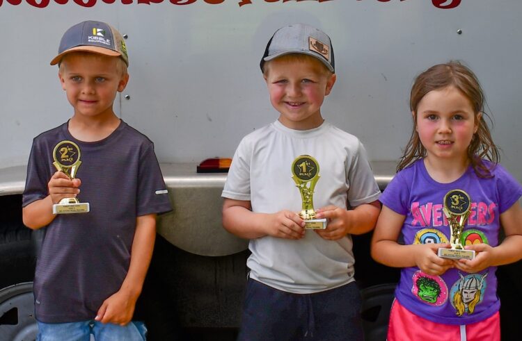 Kids Pedal Pullers Advance to State Competition