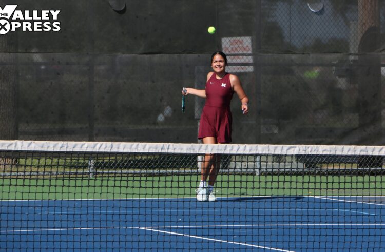 Lady Bulldogs Get a Grip on New Tennis Season