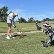 Thomas Bass Drops 20 Strokes to Lead Bulldogs