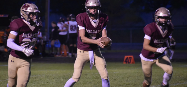 Loss to Orioles Gets Bulldogs Fired Up to Take on Dakota Valley