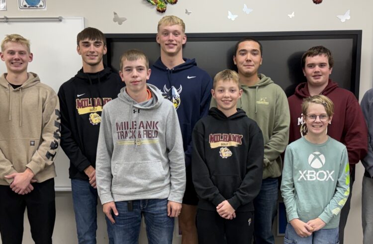 Golf Team Hosts End-of-26 Season Event
